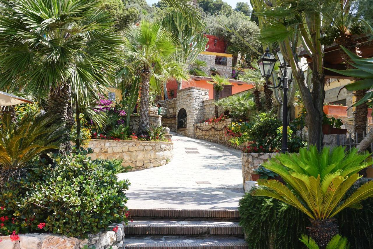 Aeneas' Landing Resort Gaeta Exterior photo